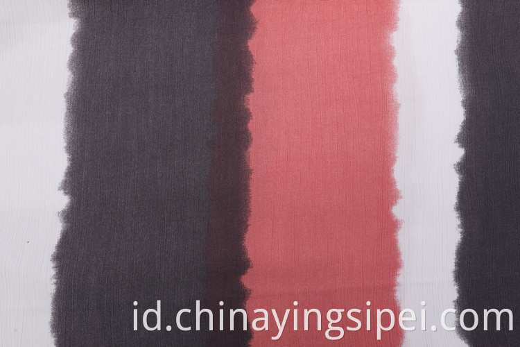 Produsen Eco Friendly Custom Color Print 100%Rayon Crinkle Fabric
